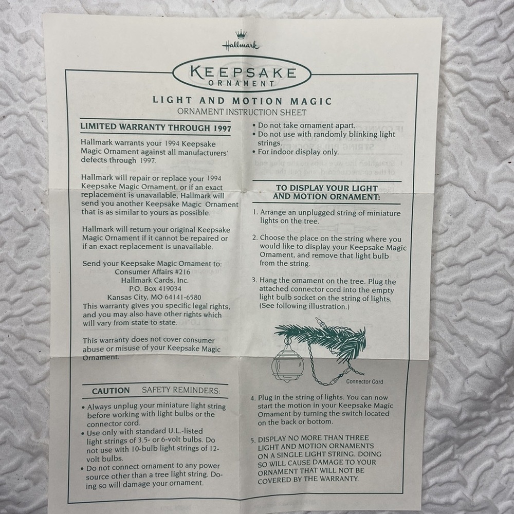 1991 Hallmark Ornament Kringles Bumper Cars Magic Blinking Lights and Motion - Picture 3 of 15